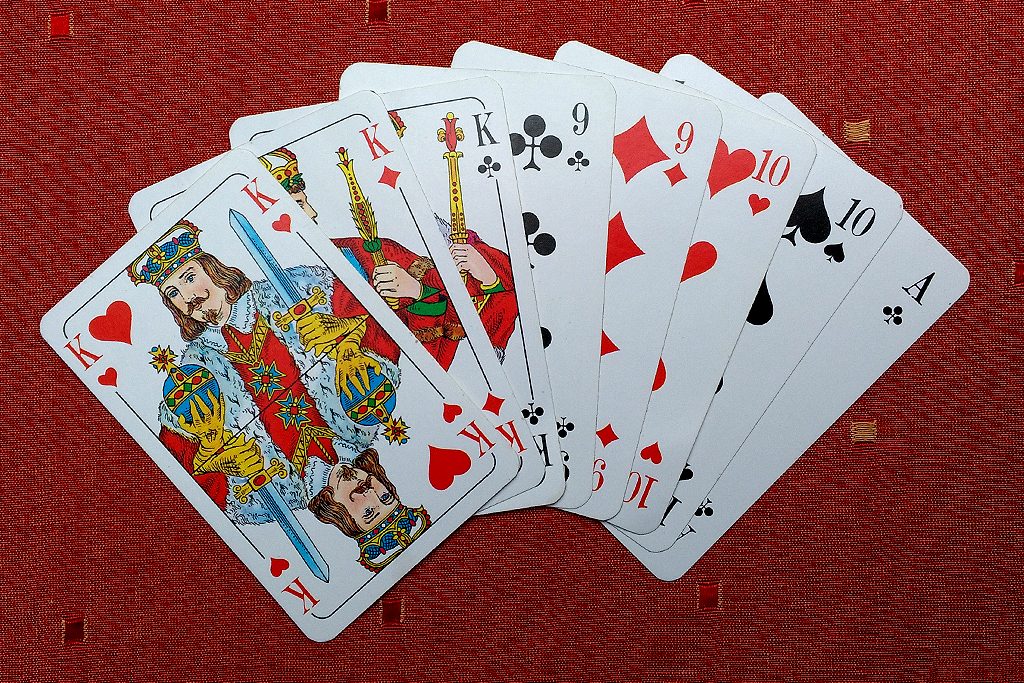 Kartenspiel FГјr Vier Spieler